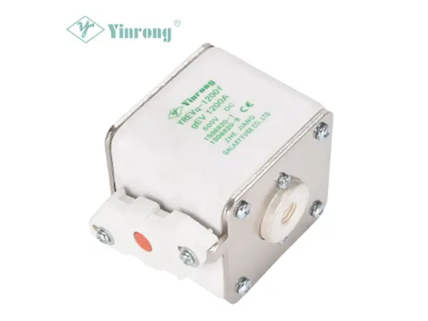 Care este funcția EV Automotive și EVSE Fuse?